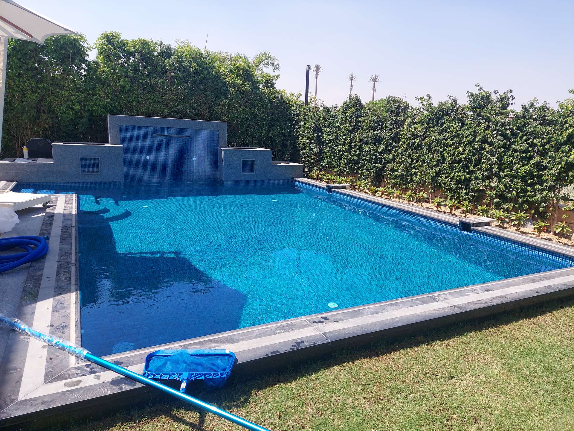 تصاميم لاندسكيب عصرية لحديقتك